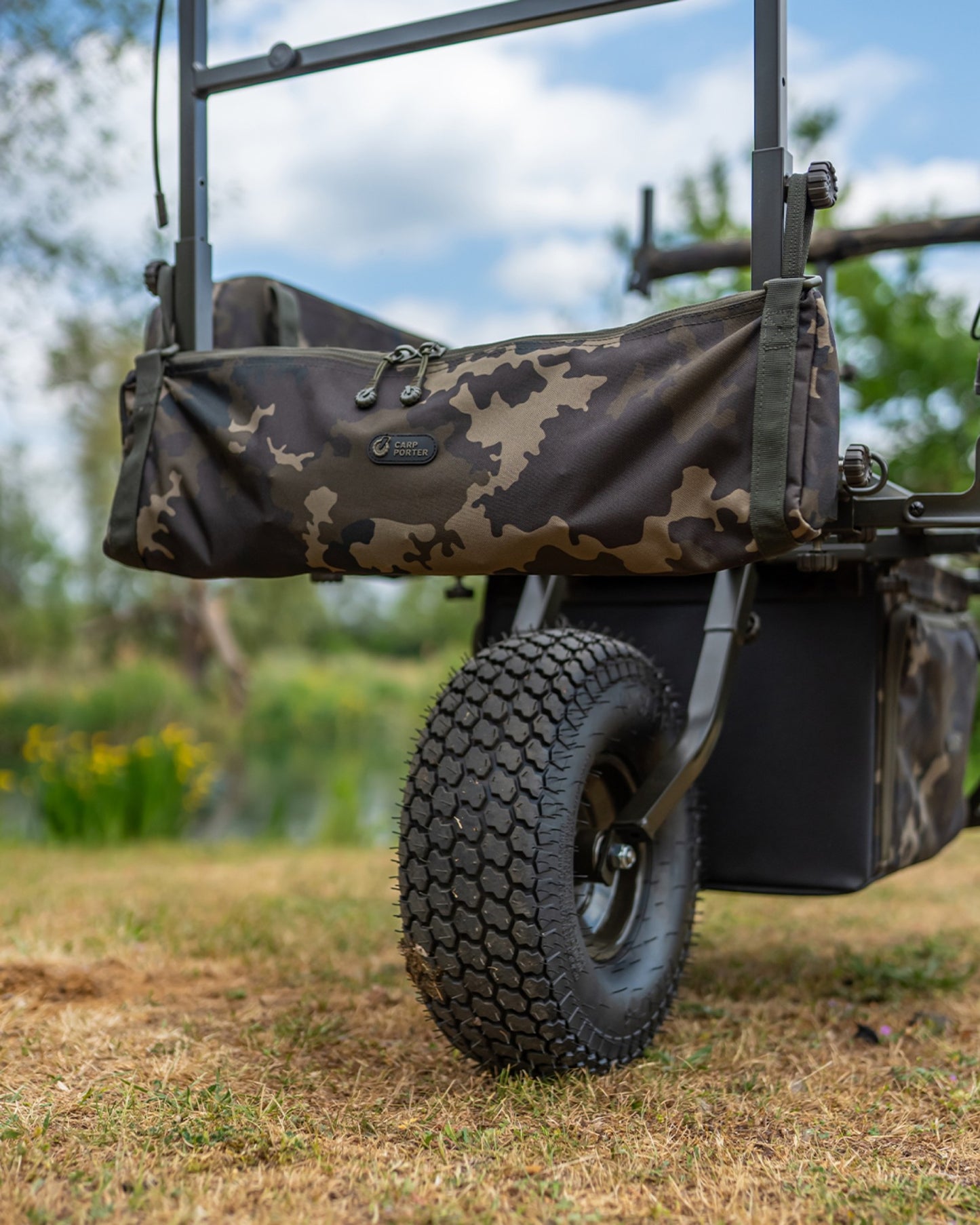 Basic Front Bank Stick Bag Dark Kamo